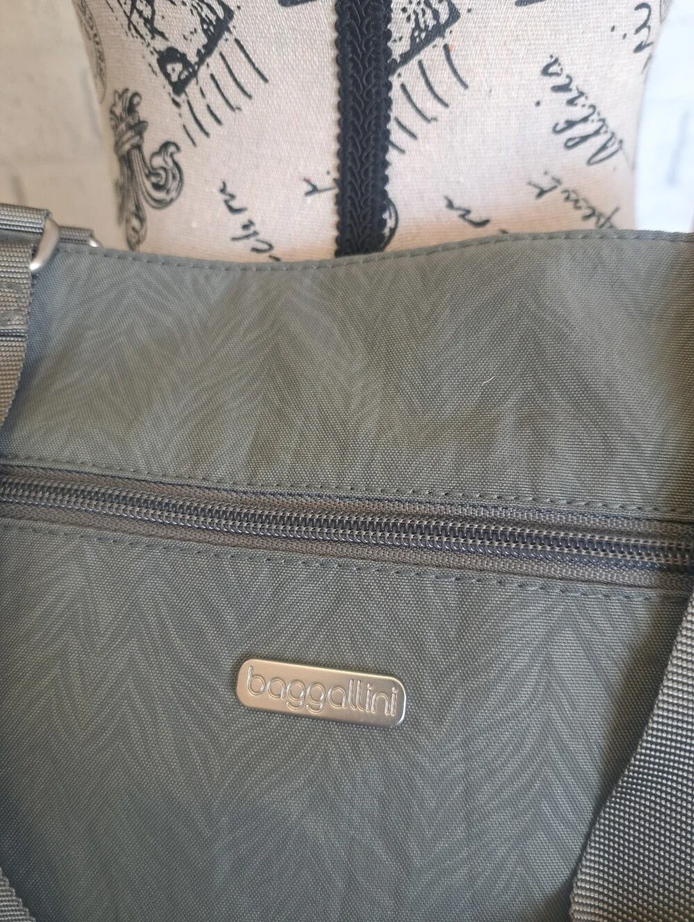Lg Gray Baggallini Laptop/Business Bag